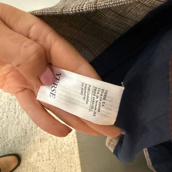 Yerse XS worn a couple times MINT condition Classic Tan Plaid Blazer OVERSIZED - Picture 9 of 16